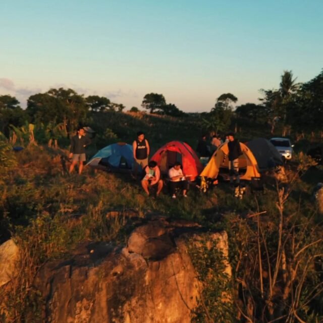 🏍️⛺ 2D1N Dirt Bike Tour Lombok with CampingLooking for the ultimate Dirt Bike Tour Lombok experience? Ride through hidden off-road trails, tropical forests, rolling hills, remote villages, and spectacular coastal viewpoints before spending the night camping on a cliff overlooking the ocean.This 2 Days 1 Night Lombok Dirt Bike Adventure combines challenging trails, stunning scenery, and an unforgettable camping experience. Wake up above the clouds and enjoy one of the best sunrise views in Lombok before continuing your ride through untouched landscapes.Whether you're an experienced rider or simply seeking a unique adventure in Lombok, this trip offers the perfect combination of dirt biking, camping, nature, and exploration.🌄 Epic Sunrise View🏍️ Off-Road Dirt Bike Trails⛺ Cliffside Camping Experience🌴 Hidden Beaches & Hills📍 Lombok, IndonesiaBook your next adventure: 🌐 www.lombokdirtbiketour.com⁠LombokDirtBikeTour #DirtBikeTourLombok #LombokDirtBike #DirtBikeLombok #LombokAdventure #2d1ndirtbike
