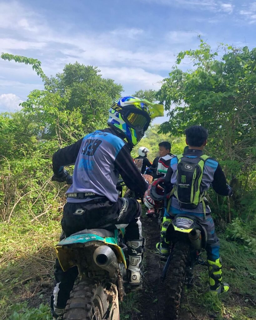 Horee day #terabasindonesia#nusantara #mandalikaracingteam #lombokexplore#rinjani#raider150#enduro#pinkbeach#pinkbeachlombok (1)