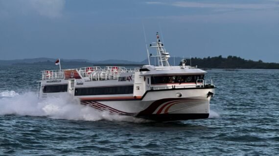 Book Fast Ferry from Serangan to Nusa Lembongan with D’Camel ALX
