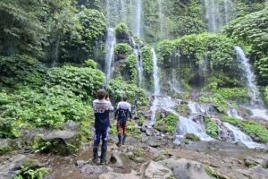Unforgettable Lombok Dirt Bike Tour: Leonard & Dominik’s Jungle Adventure 2025