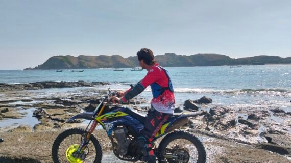 Beginner’s Solo Dirt Bike Adventure in Kuta Lombok: Antoine’s Tour 12 Oct 2025