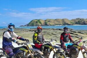 From Czechia to Kuta Lombok: Our First Dirt Bike Adventure—Intermediate Trails, Epic Views, and Local Hospitality